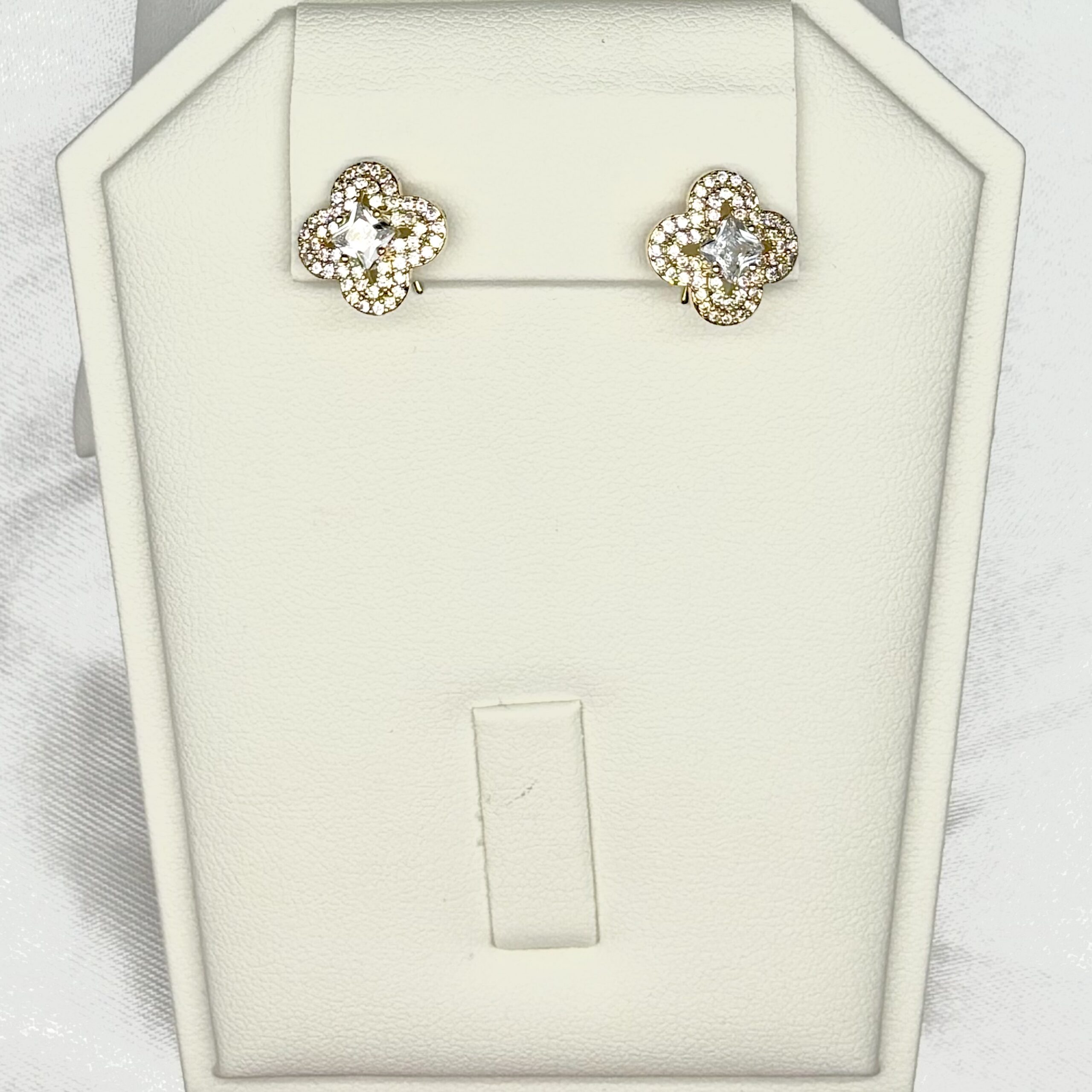 Arete flor cristales