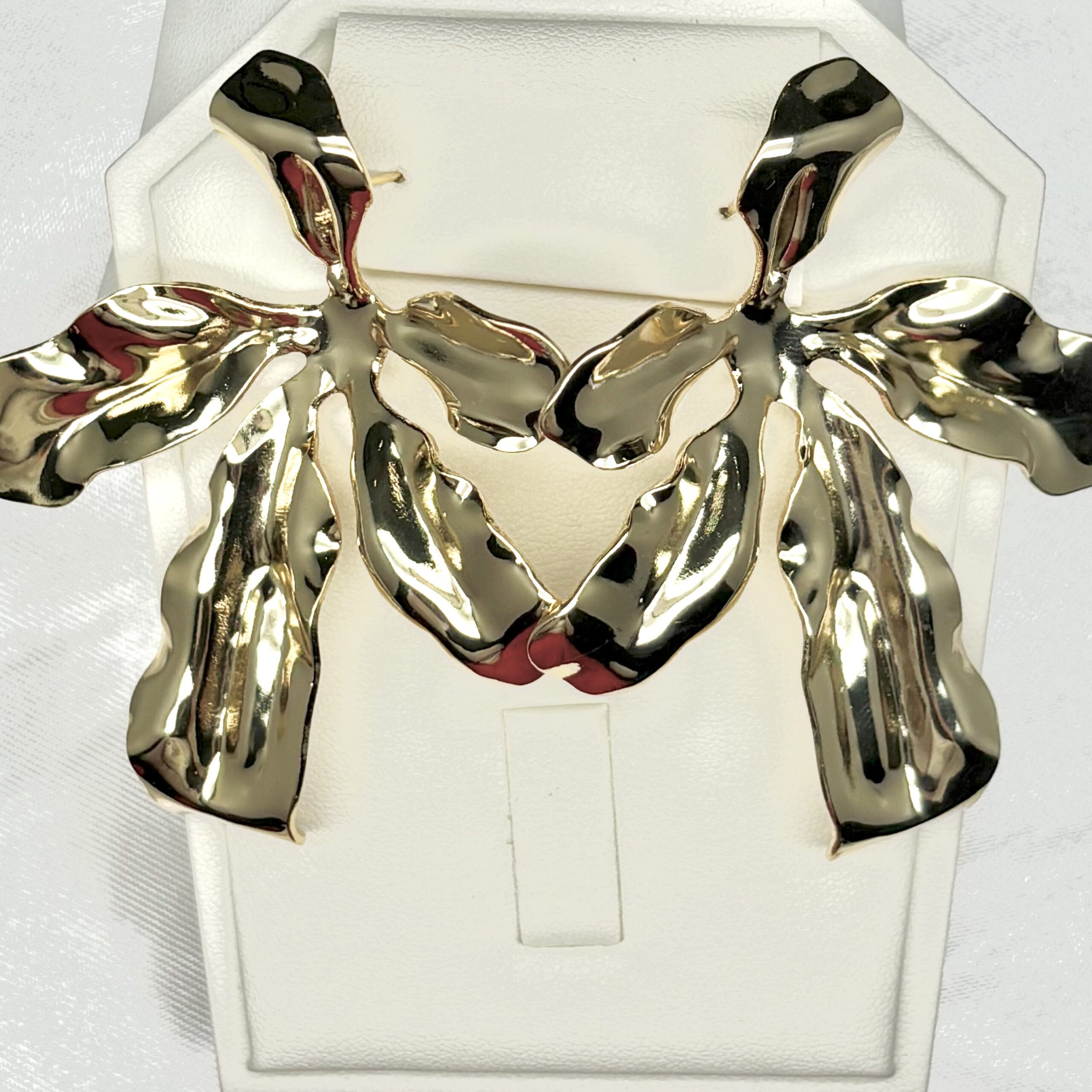 Arete flor grande