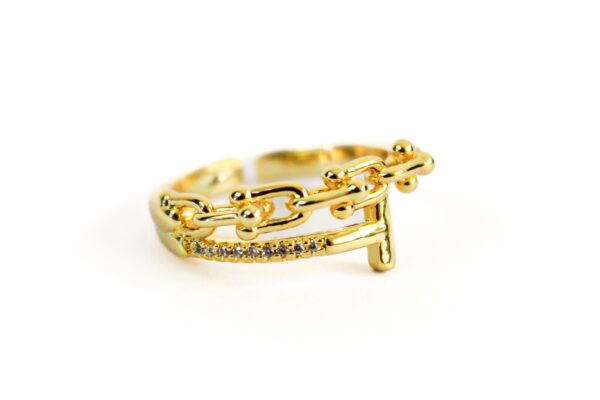 Anillo cadena cristal