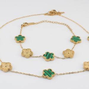 Collar flor verde y dorada