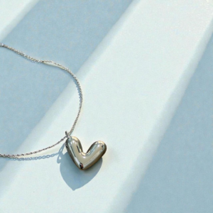 Collar corazon grande rodio