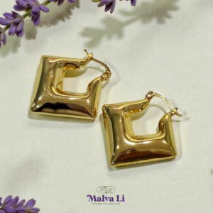 Arete cuadrado grueso