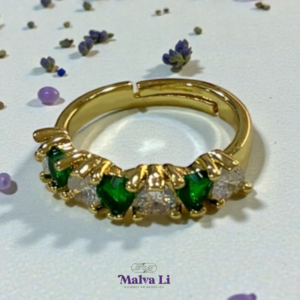 Anillo verde corazones trasparente
