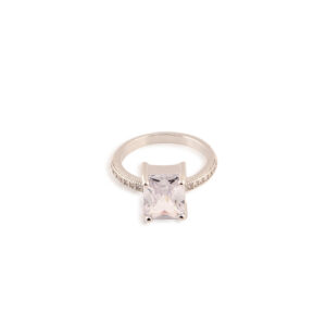 anillo piedra grande