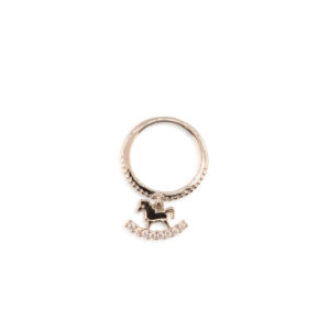 Anillo dije caballito de juguete