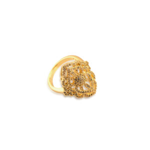 Anillo elegante piedra grande